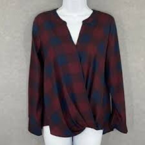 Ann Taylor Blouse Size Large - Picture 2 of 4